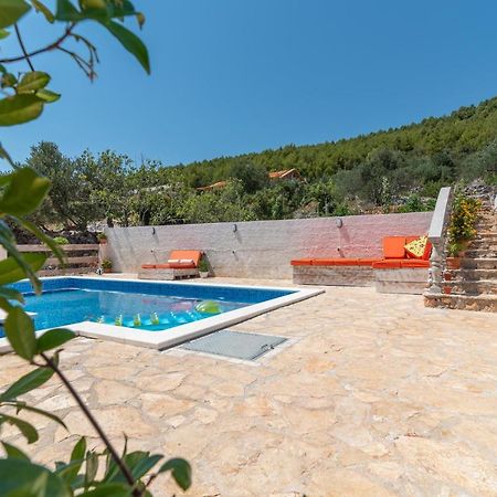 Eden Mediterranean House Vrsine Exterior photo