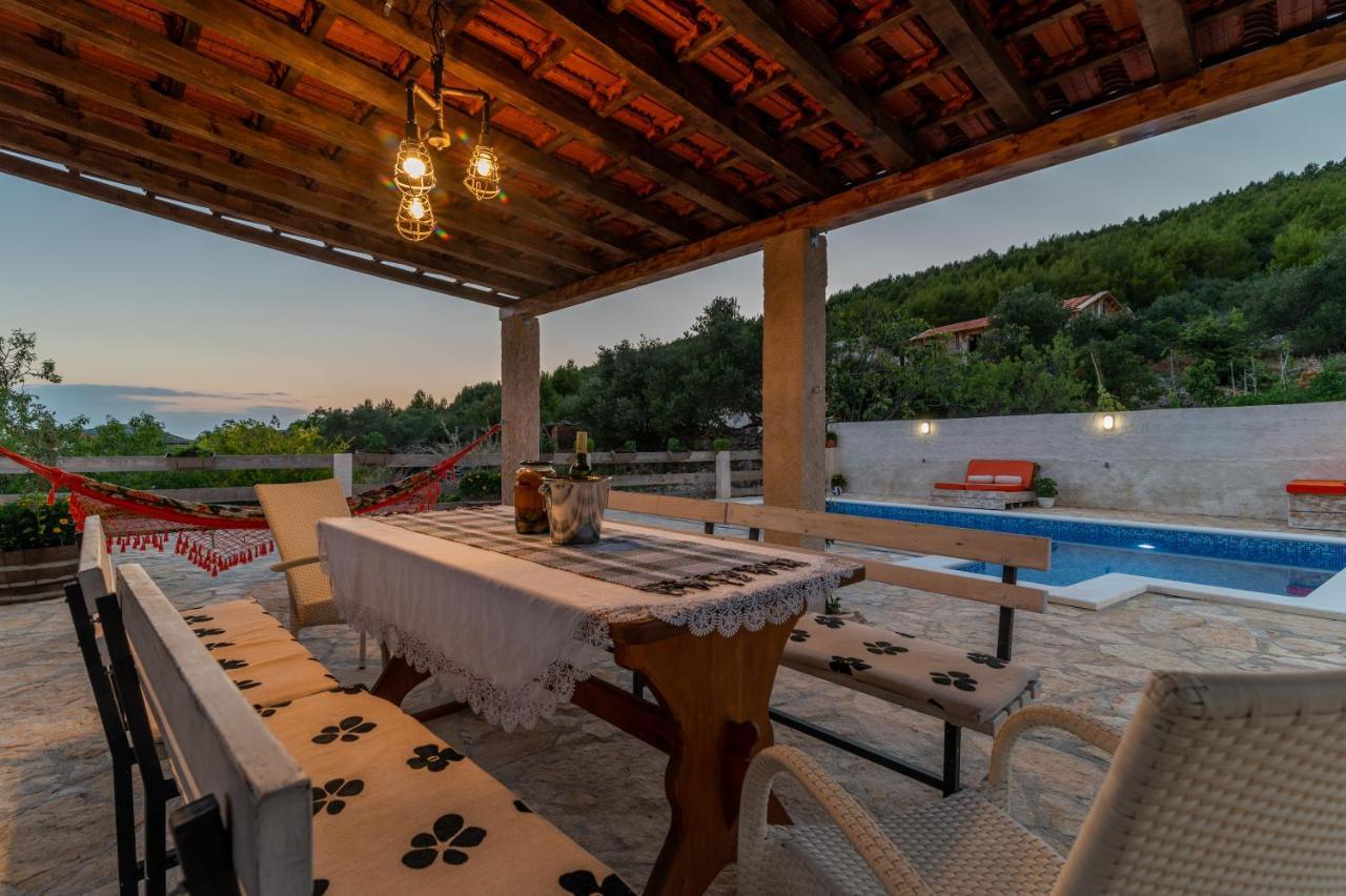 Eden Mediterranean House Vrsine Exterior photo