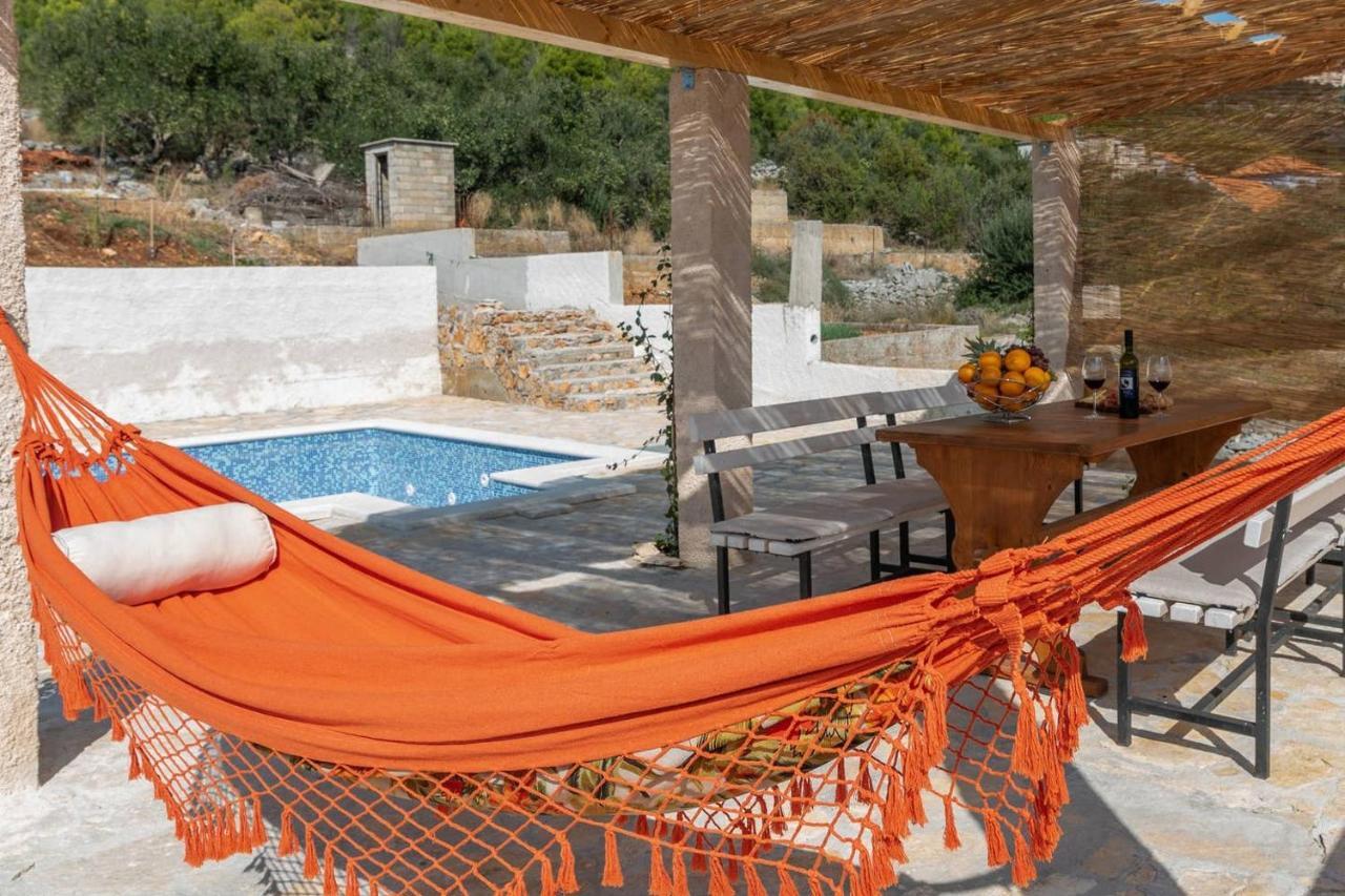 Eden Mediterranean House Vrsine Exterior photo
