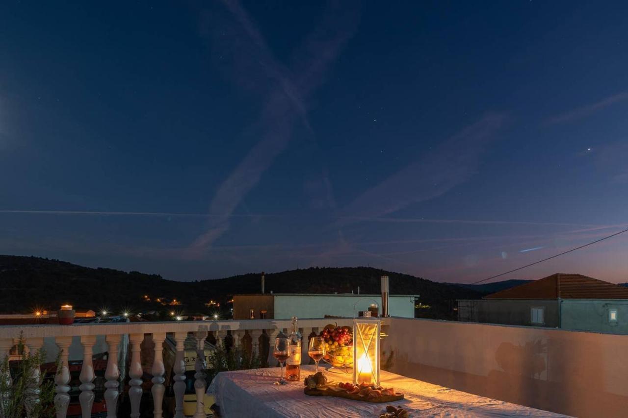 Eden Mediterranean House Vrsine Exterior photo
